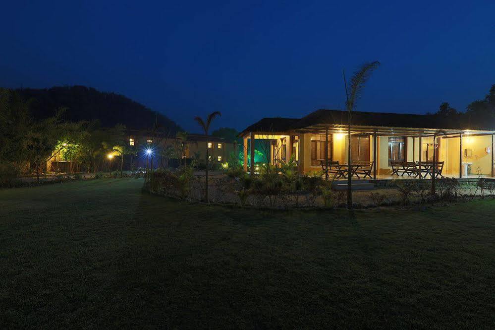Dewdrop Mango Bloom Resort Nainital Ngoại thất bức ảnh